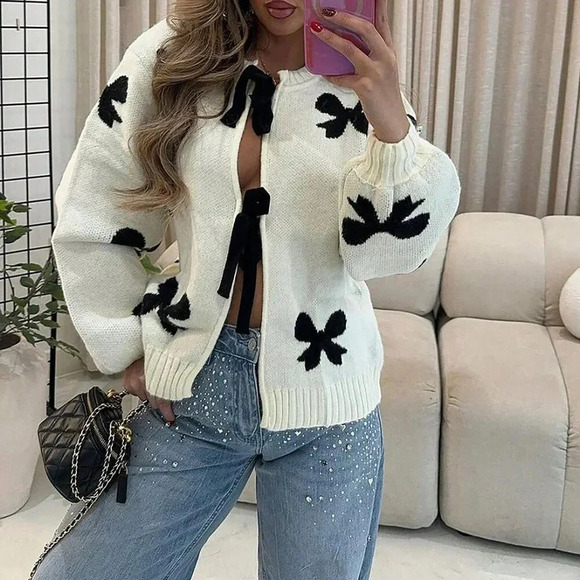 Apricot Casual Women's Round Neck Bow Long-Sleeved Knitted Cardigan - Picture 2 of 3